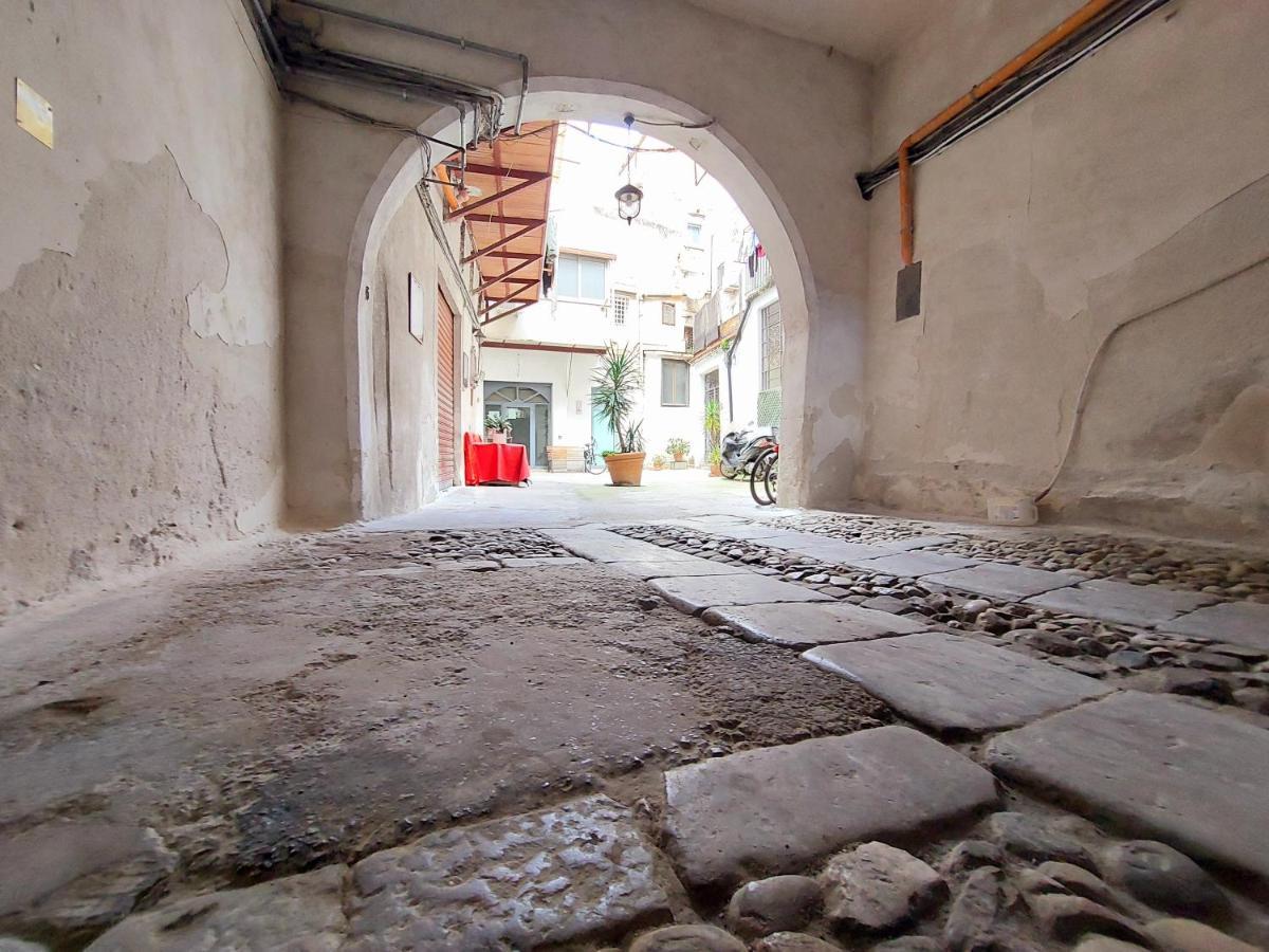 Guest House Palermo Massimo 23 Екстер'єр фото